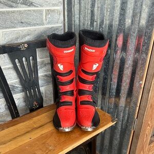 Thor Red and Black Racing Boots
